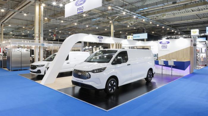 Η Ford Pro γιόρτασε τα 60 χρόνια του Transit στην ARTOZA 2025! 